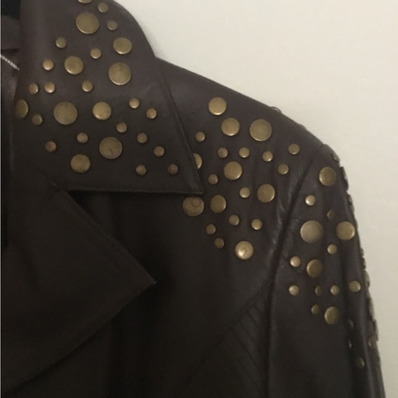 Gorgeous Pamela McCoy Studded Leather Jacket (new-never-worn-new) Size Medium - Picture 4 of 13